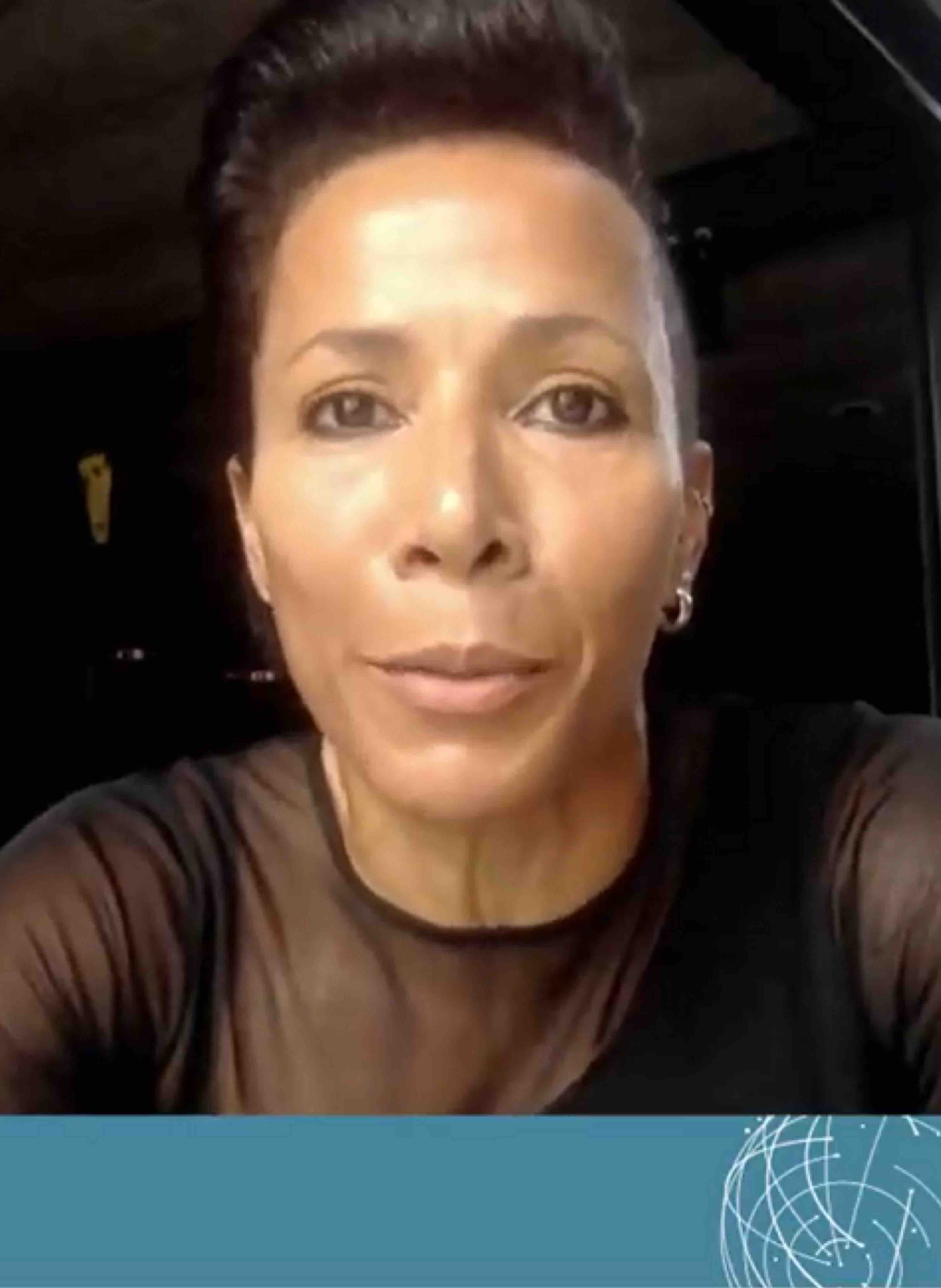 Caption 1 - Dame Kelly Holmes - v - 3