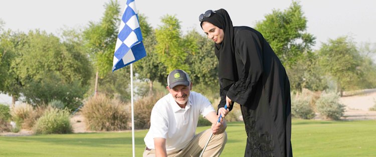 مقال رأي: نحو تعزيز المشاركة النسائية في رياضة الجولف بدولة قطر 