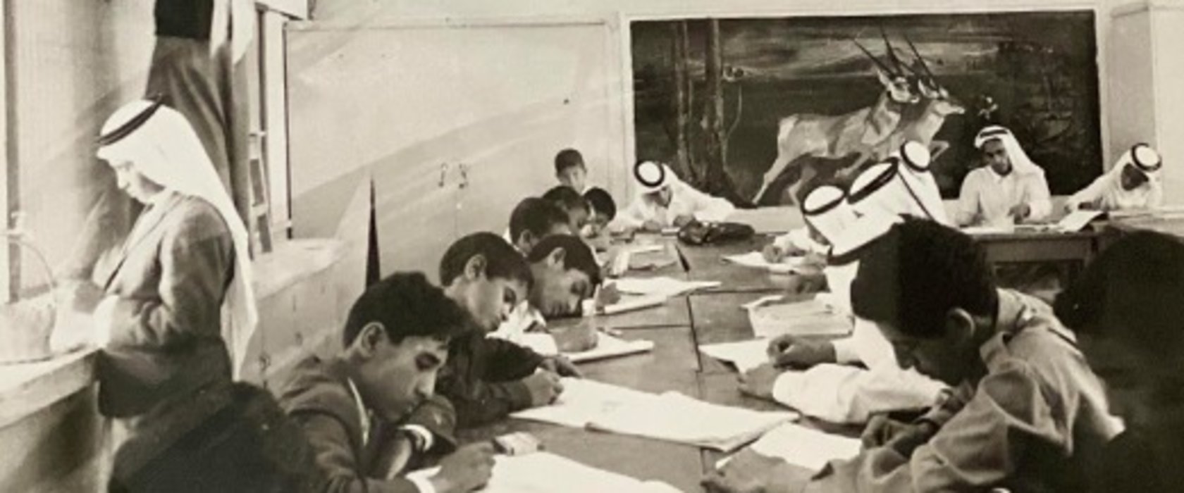 رو اد التعليم في دولة قطر إضاءات على محطات تعليمية خلال الفترة من 1890 إلى 1957 مؤسسة قطر
