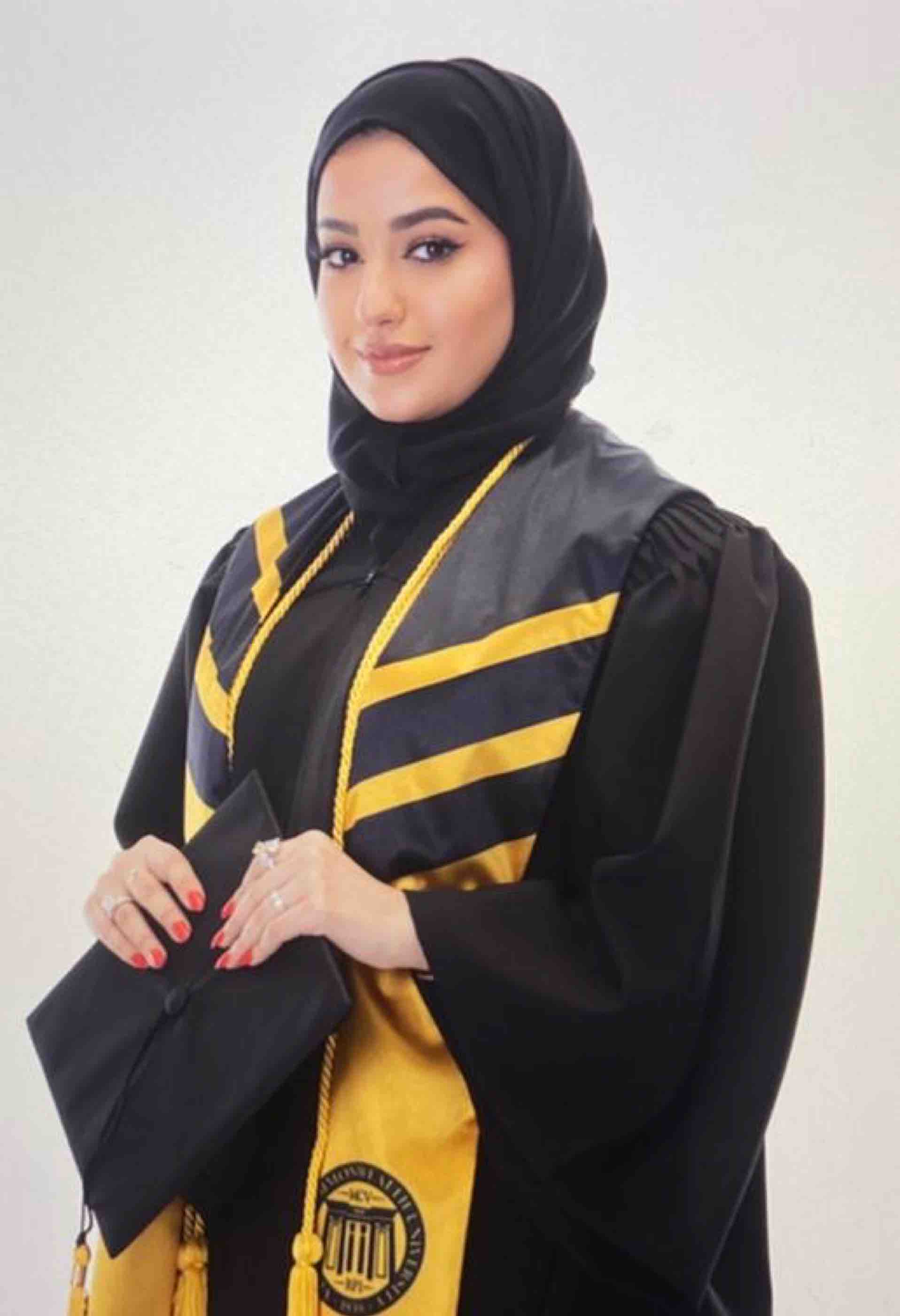 Maryam Maryam Nasser Sultan Al Muftah, a graduate of the Class of 2021 from Virginia Commonwealth University School of the Arts in Qatar. - QF - 01