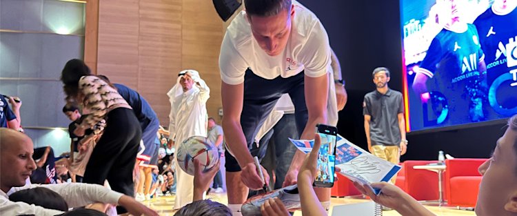 PSG players meet young football fans at Qatar Foundation