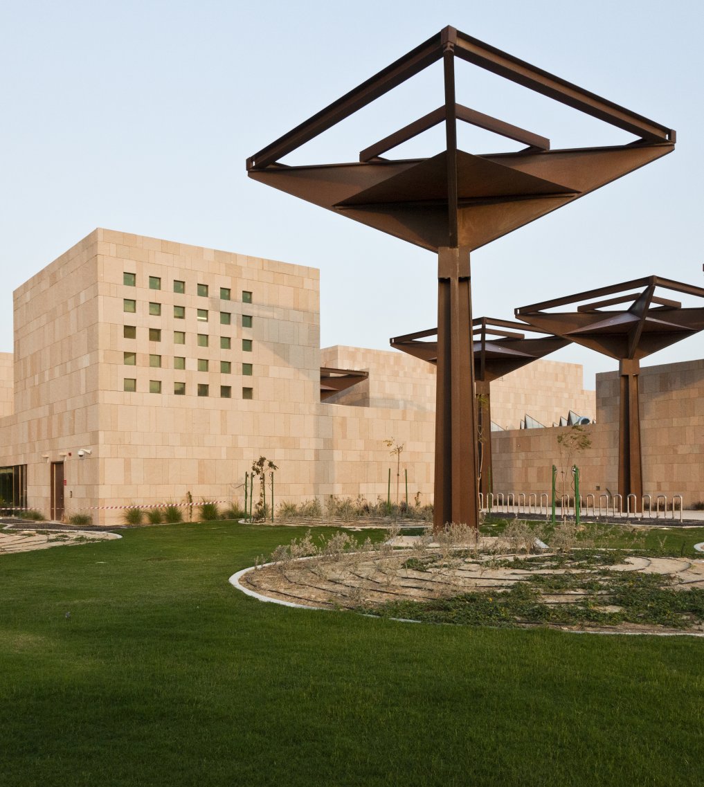 Халиф 2023. Hamad bin khalifa University. Университет Халифа. Университет Халифа фото. Khalifa University.
