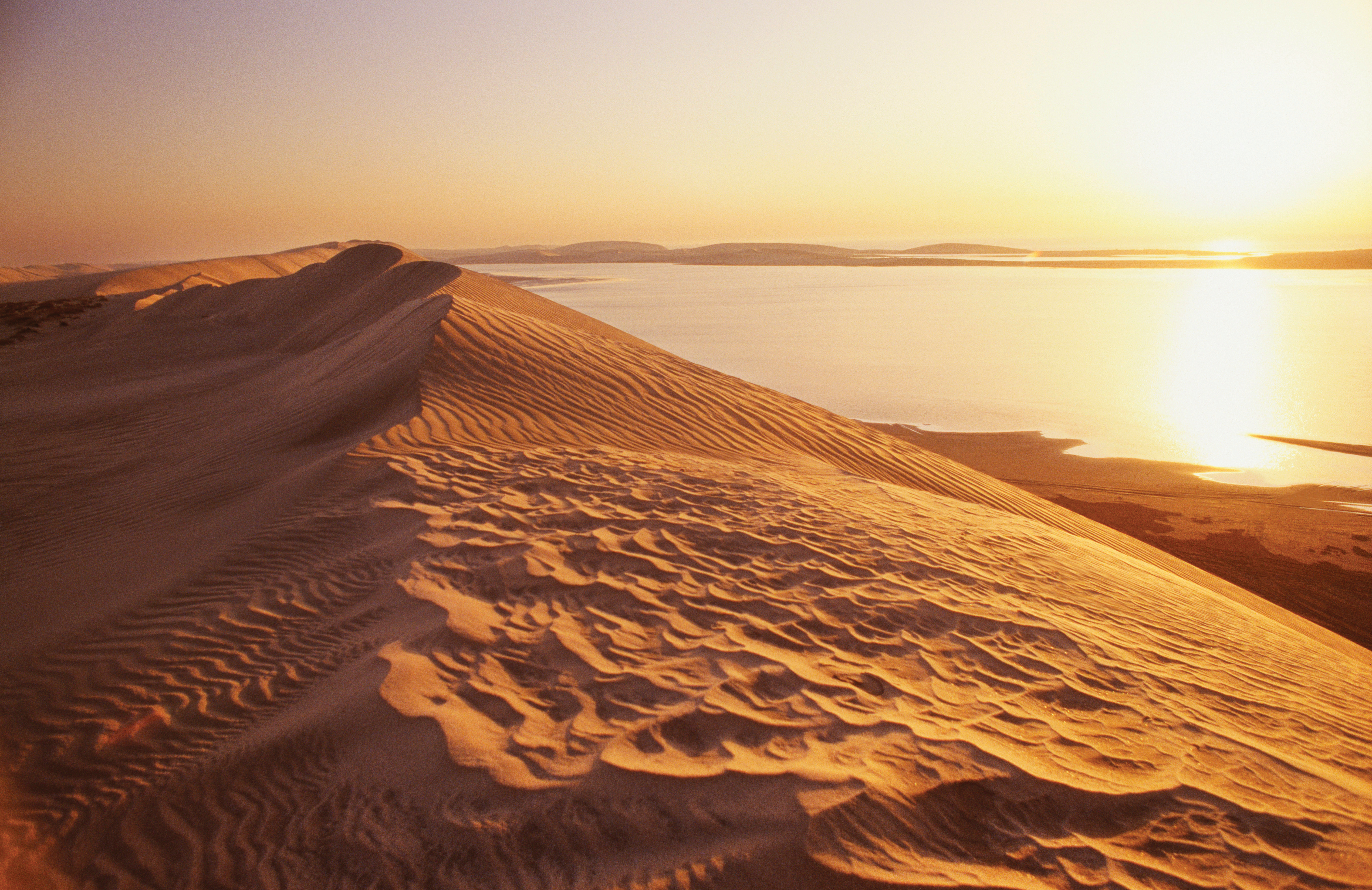 Qatar’s Inland Sea