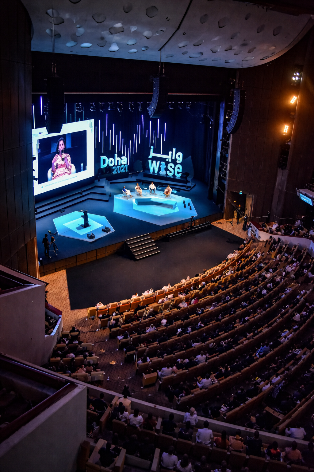 Strategic Leadership in AI