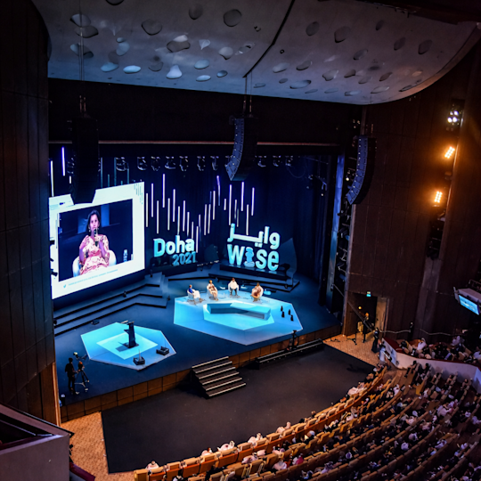 Strategic Leadership in AI