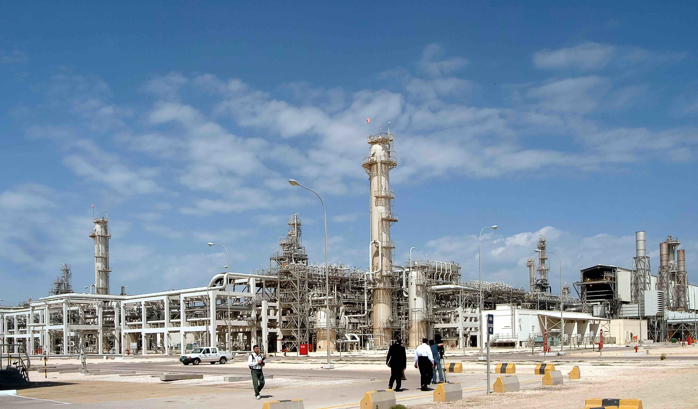 Oped Sustainable options for transporting the energy of natural gas