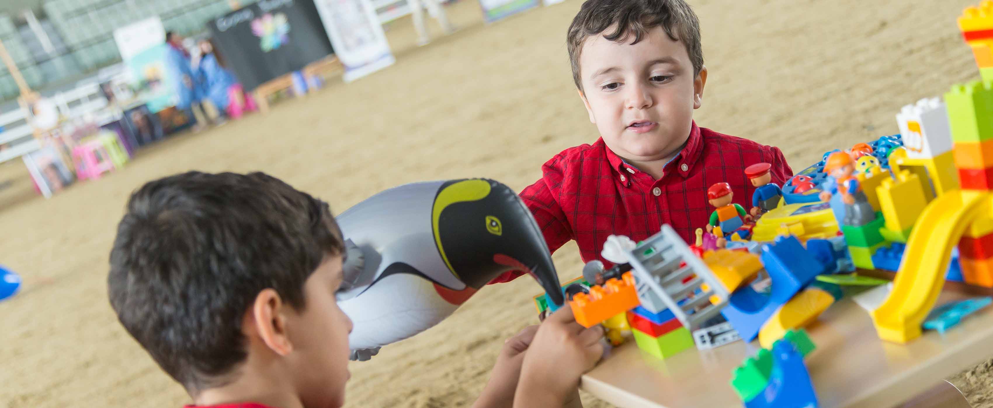 مؤسسة قطر تحتفي باليوم العالمي للتوعية بالتوحد في حديقة الأكسجين