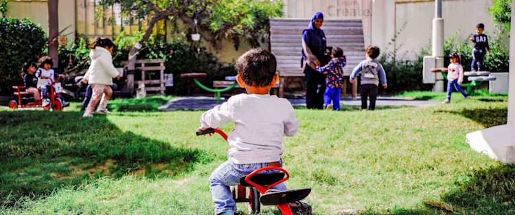 مؤسسة قطر تُساهم في تعزيز حماية الأطفال من سوء المعاملة