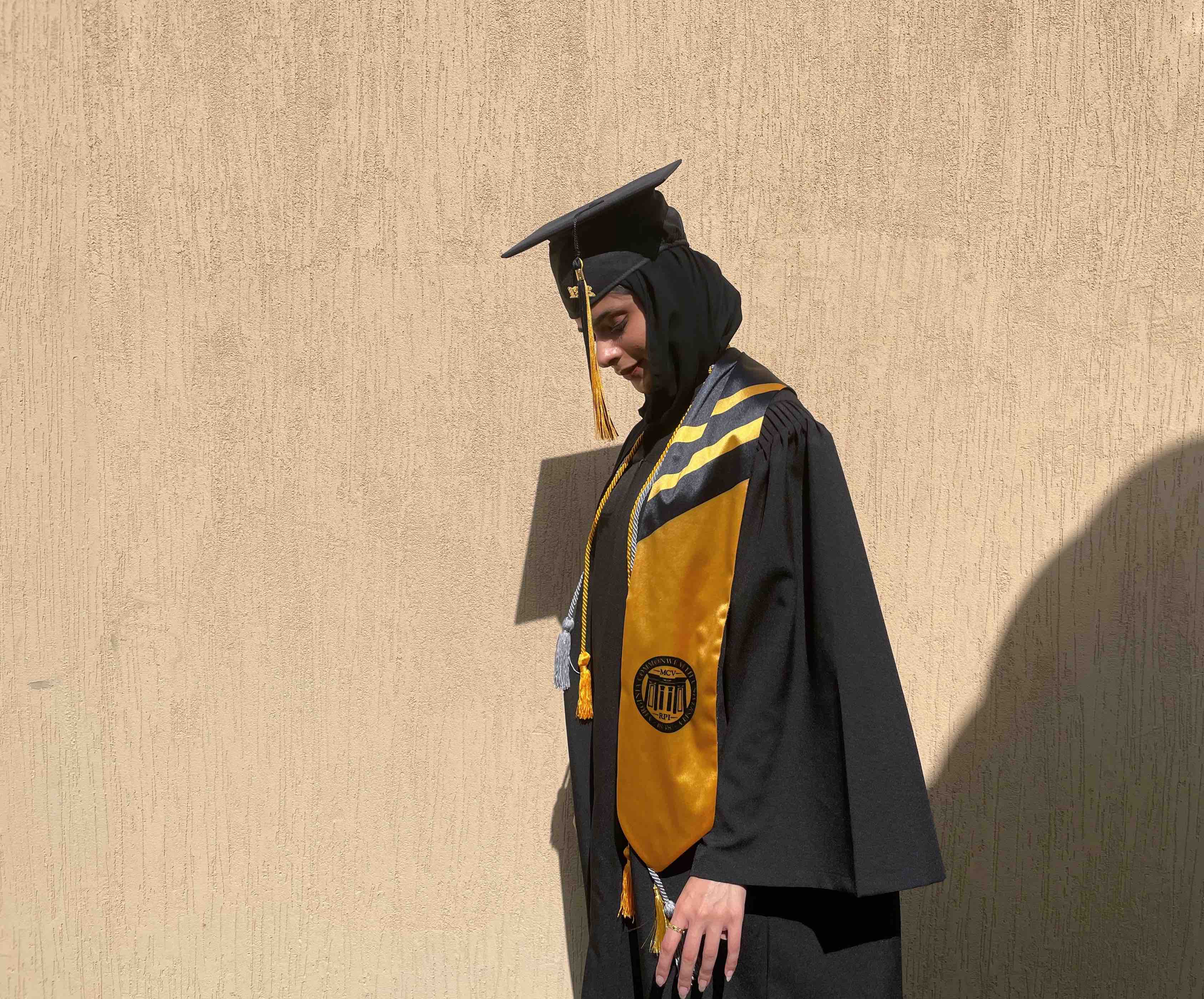VCUarts Qatar student graduates having learned valuable lessons about life - QF - 02