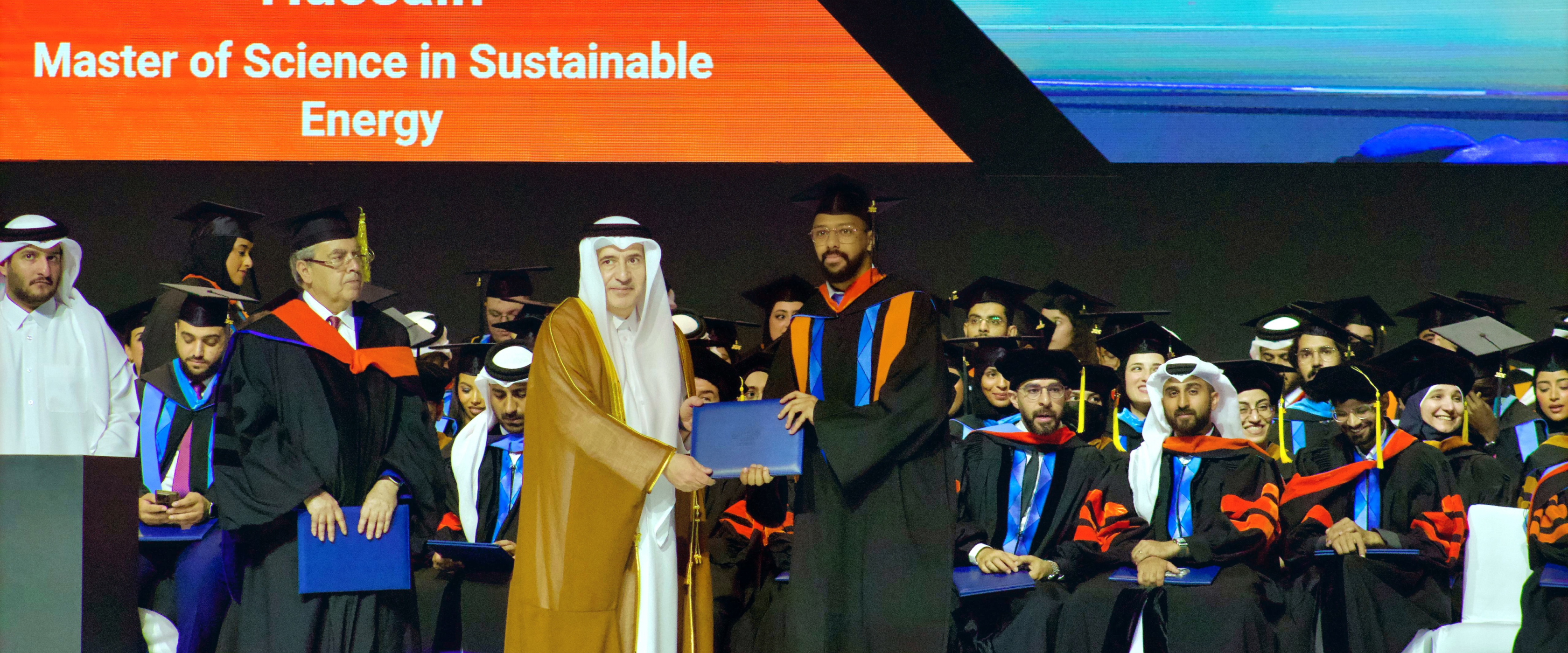 مهندسو المستقبل: تخريج طاقات شبابية من مؤسسة قطر تسعى لقيادة مسيرة الابتكار والعطاء