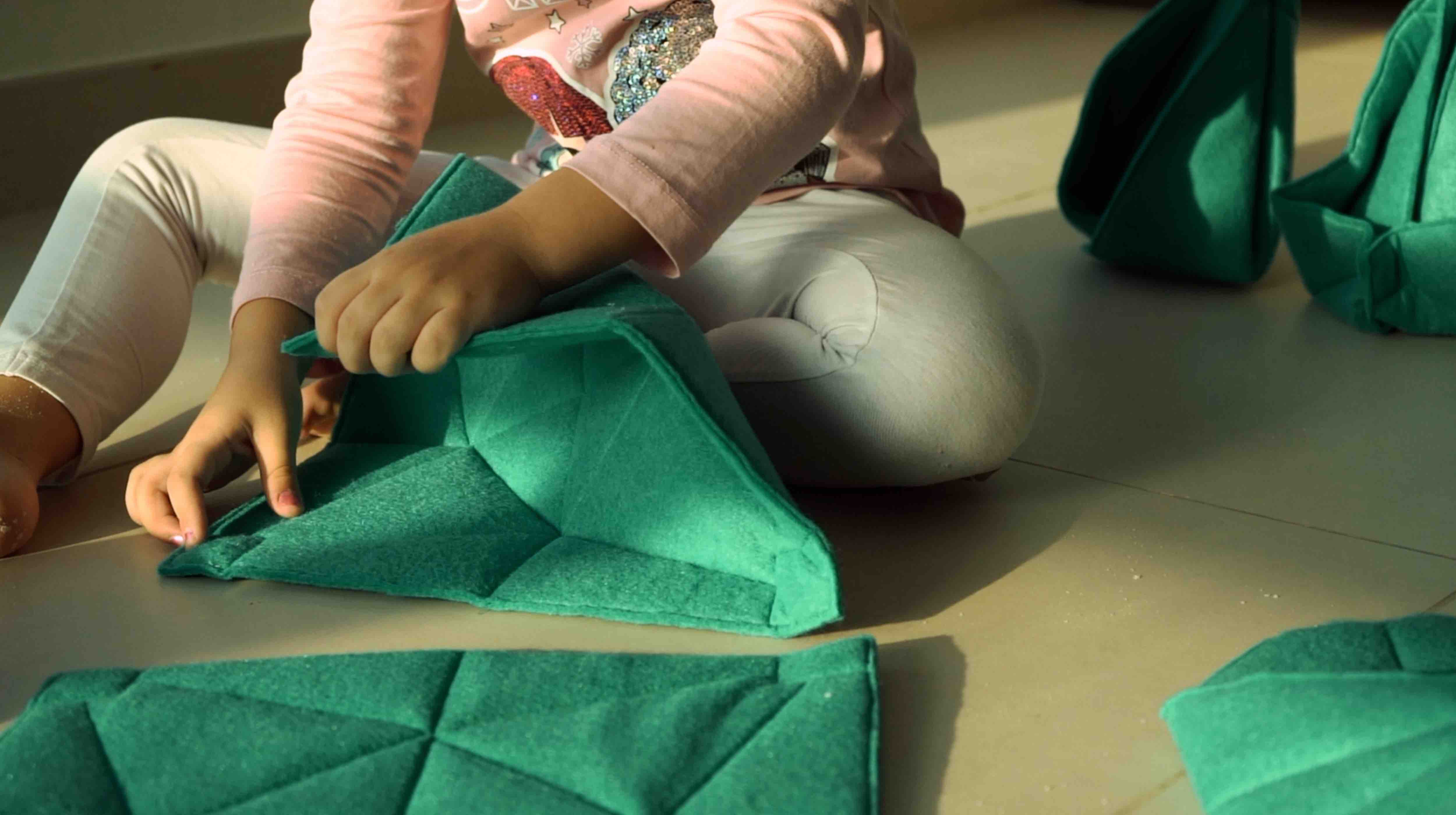 Living alone and studying remotely was not enough to kill a positive spirit - QF - 04