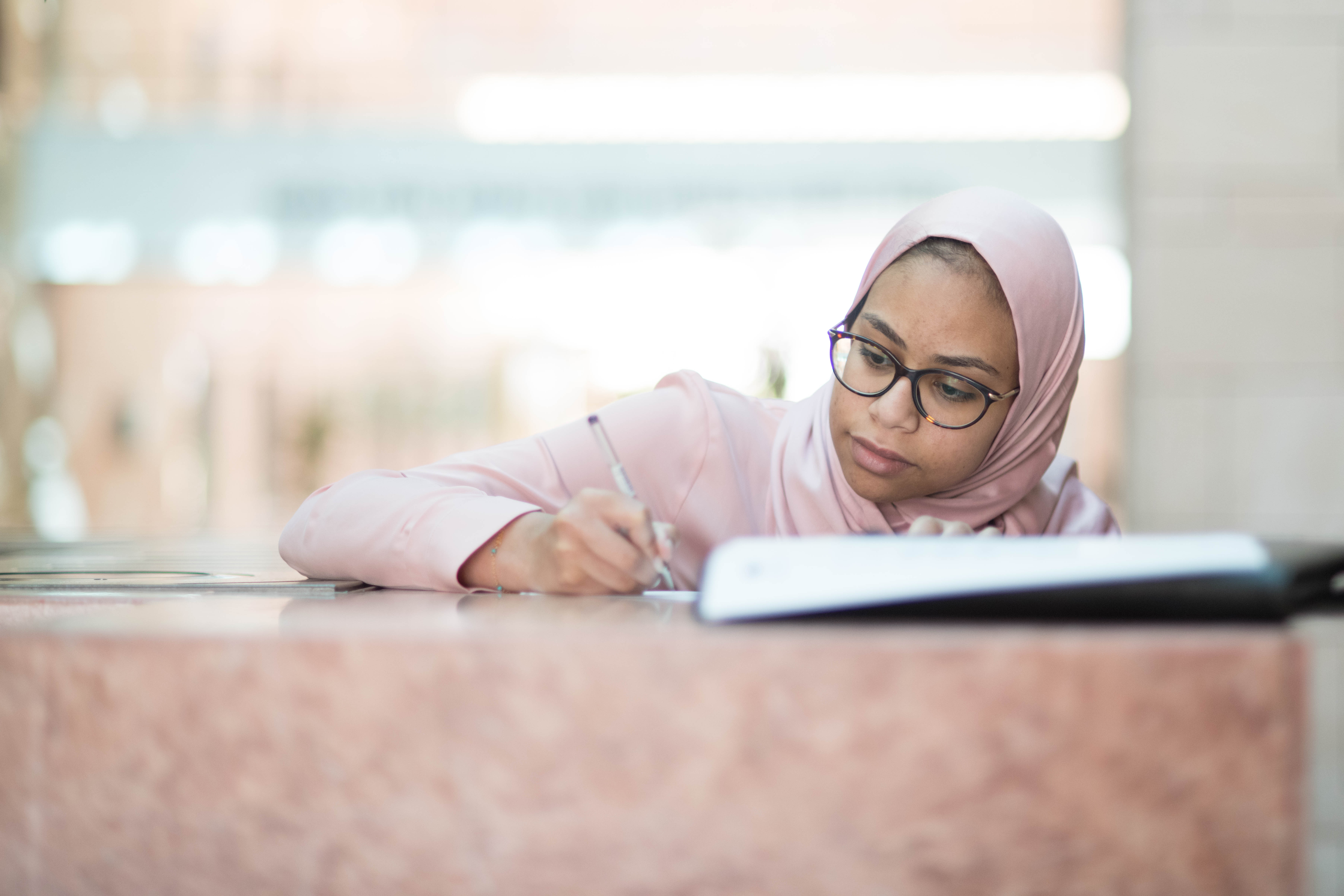 EDU056-3-2 - Student Research: Analyzing the study abroad program experiences of QF’s students