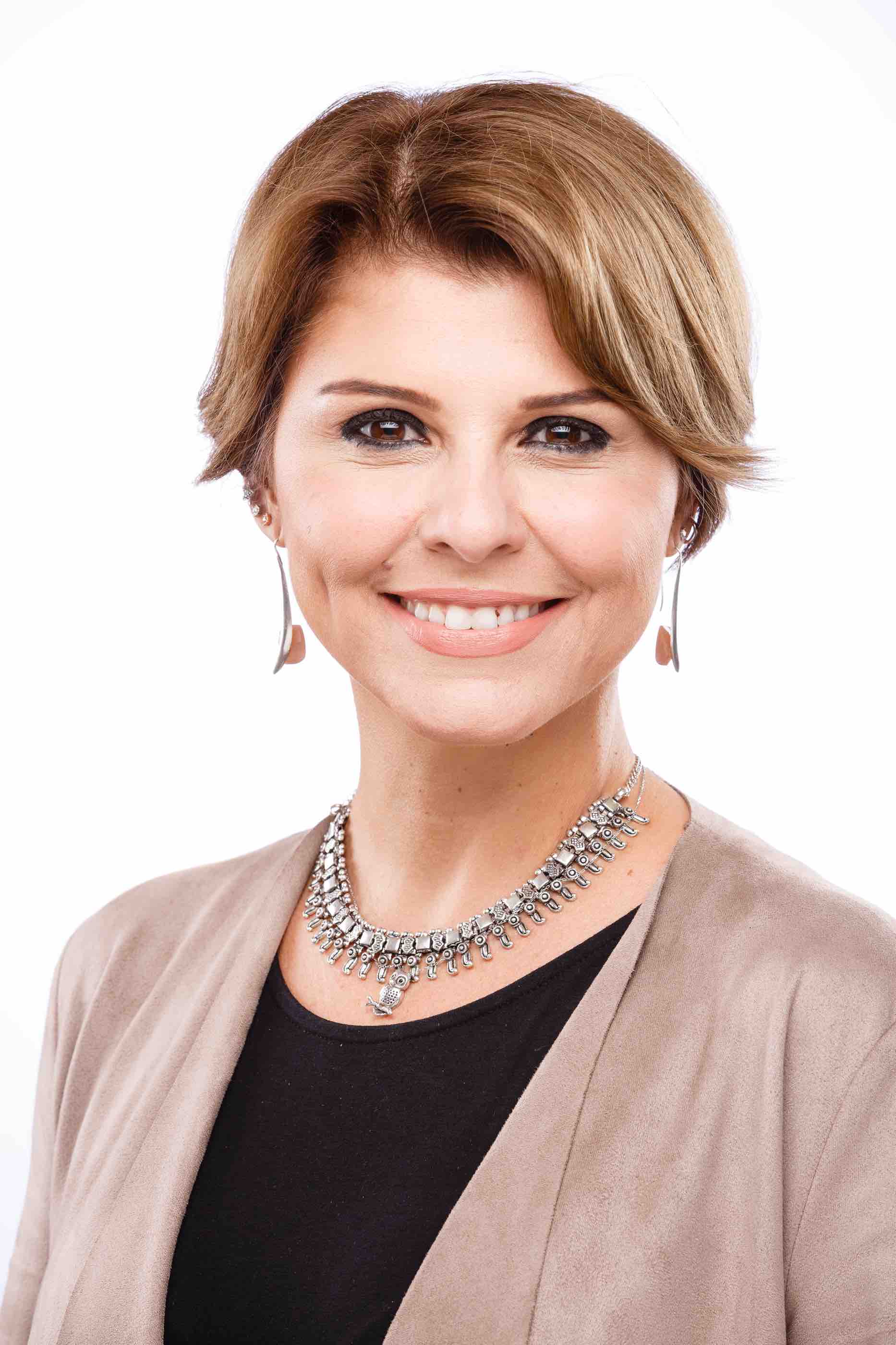 Banu Akdenizli - qf - 02