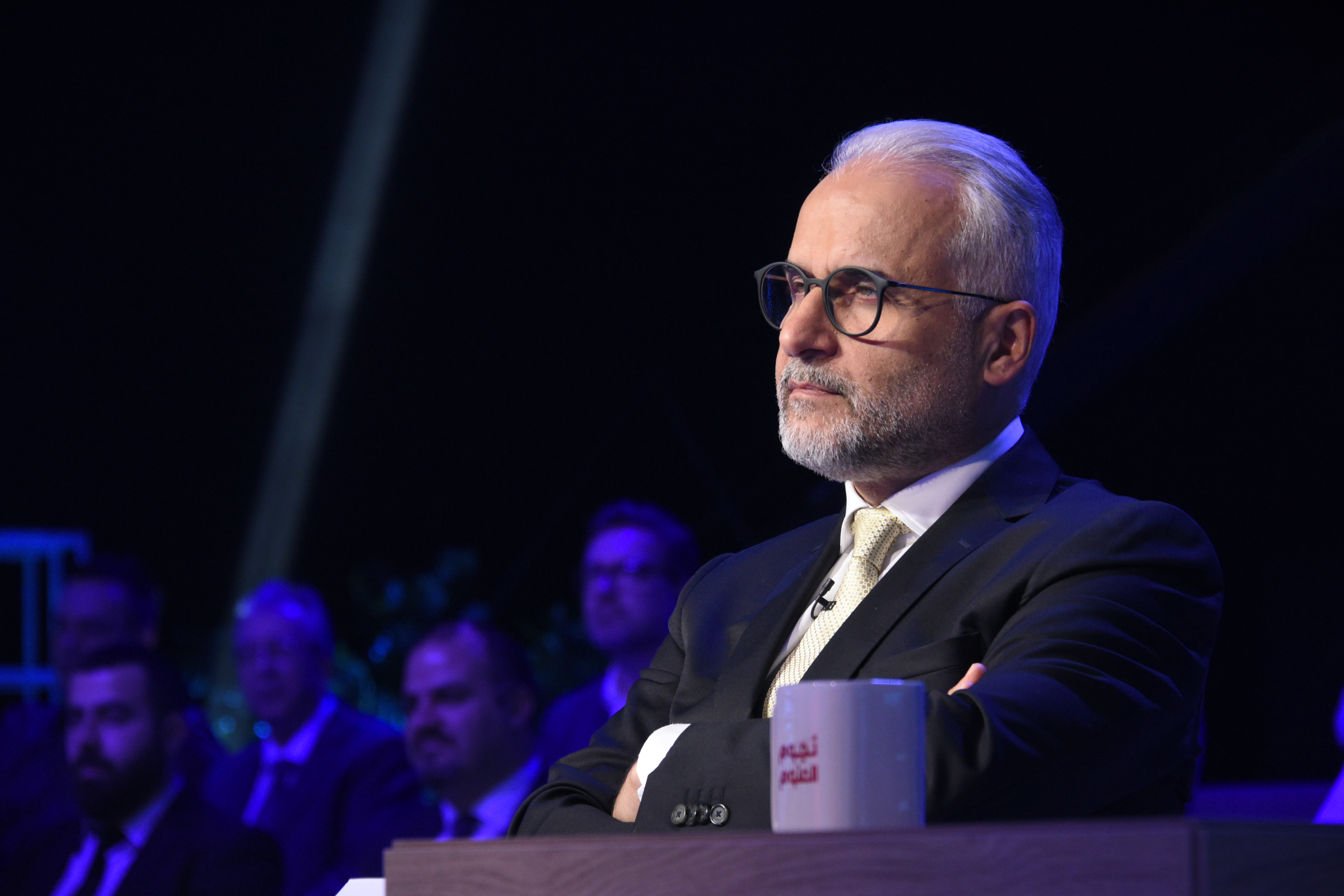 Caption 2 - Fouad Mrad 2