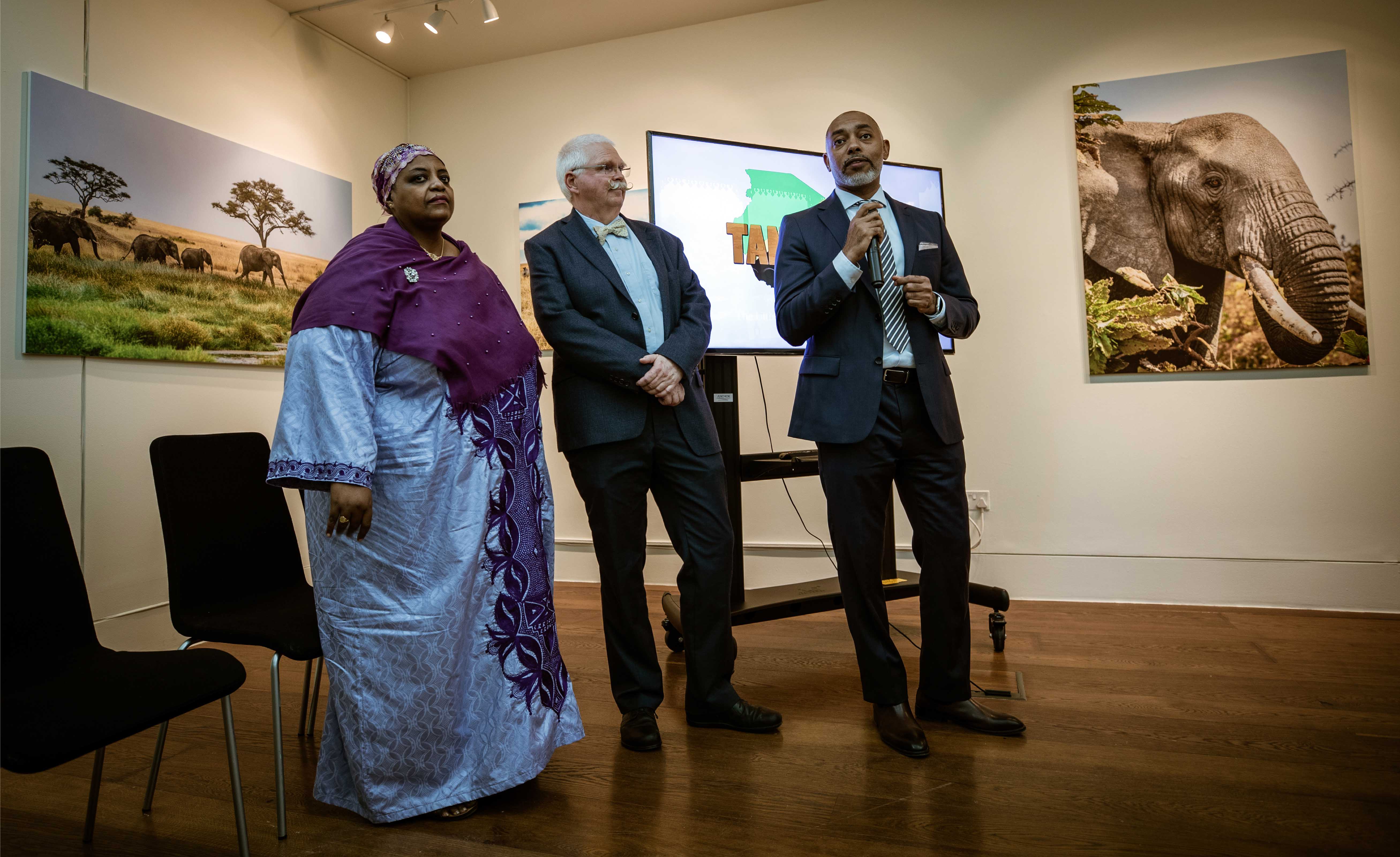 QF photo exhibition - Tanzanian community - 06