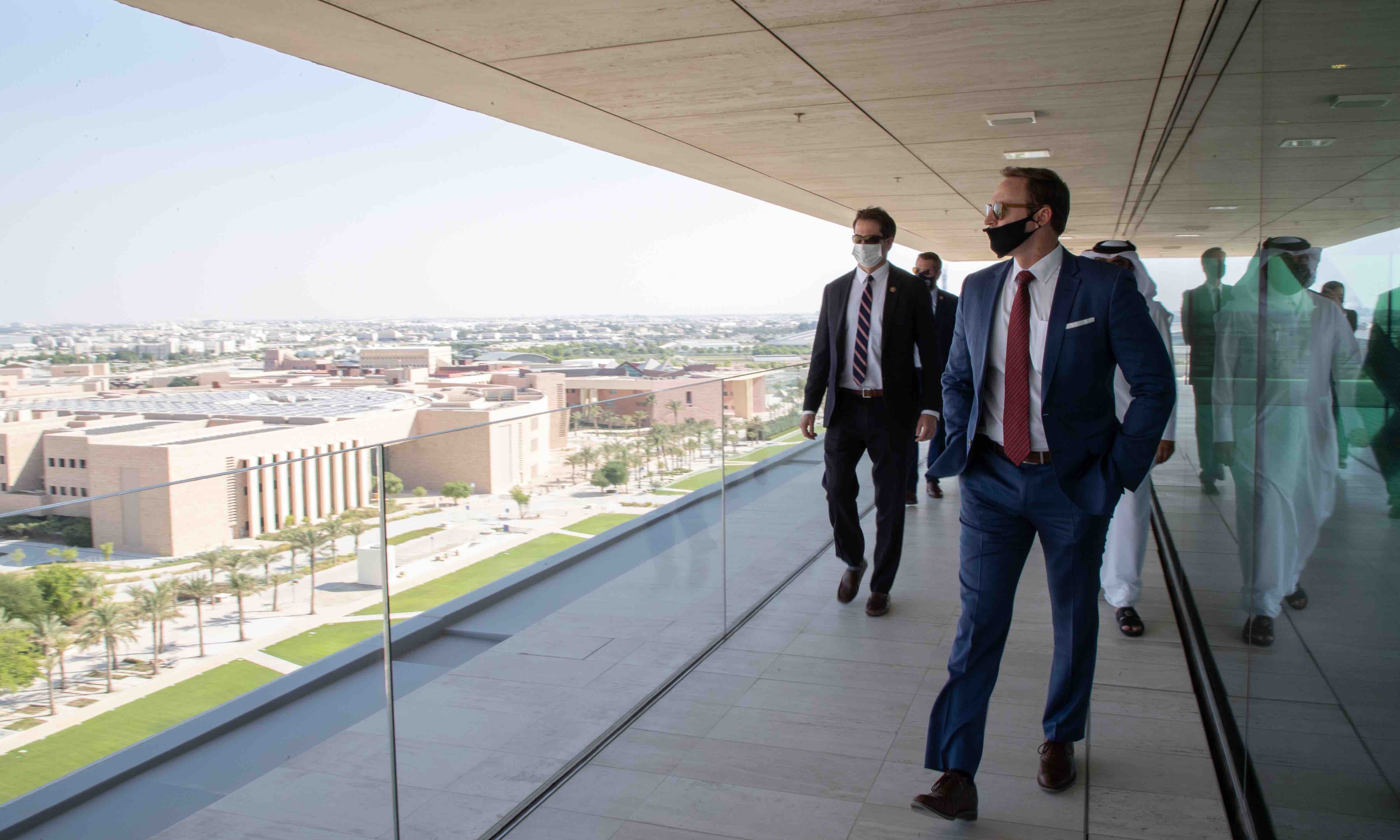 Caption 2 - US Congressmen QF Visit Image 2 - 02