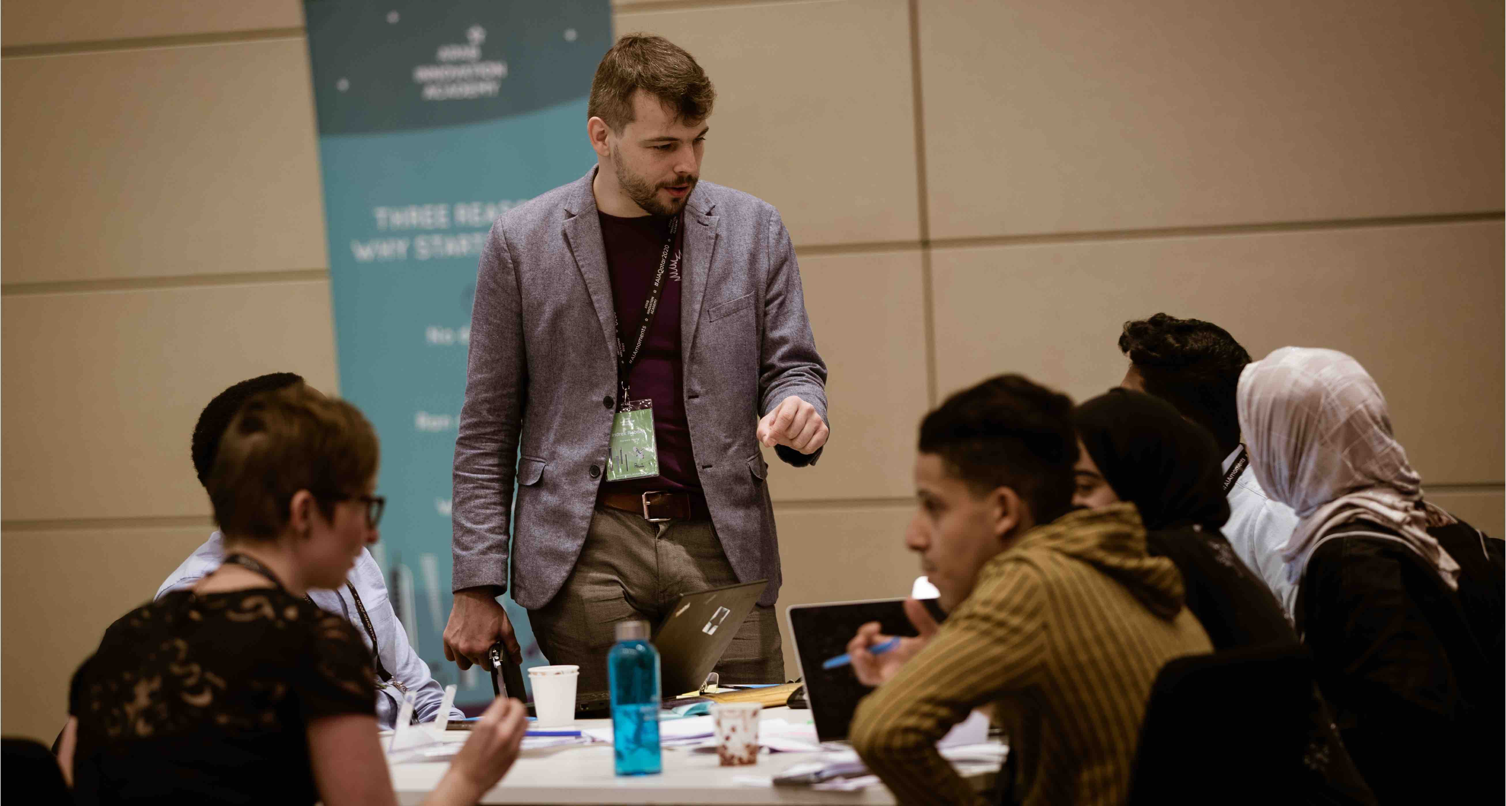 AIA Mentor and Investor - 01