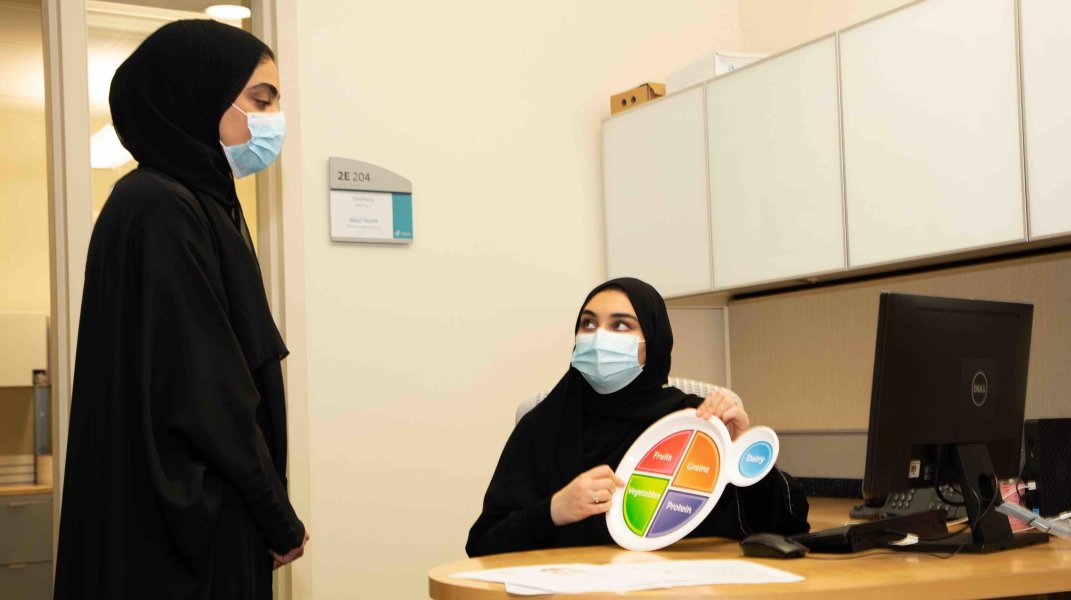 Sidra Medicine experts provide parents with advice on how to raise healthy, happy children - qf - 05