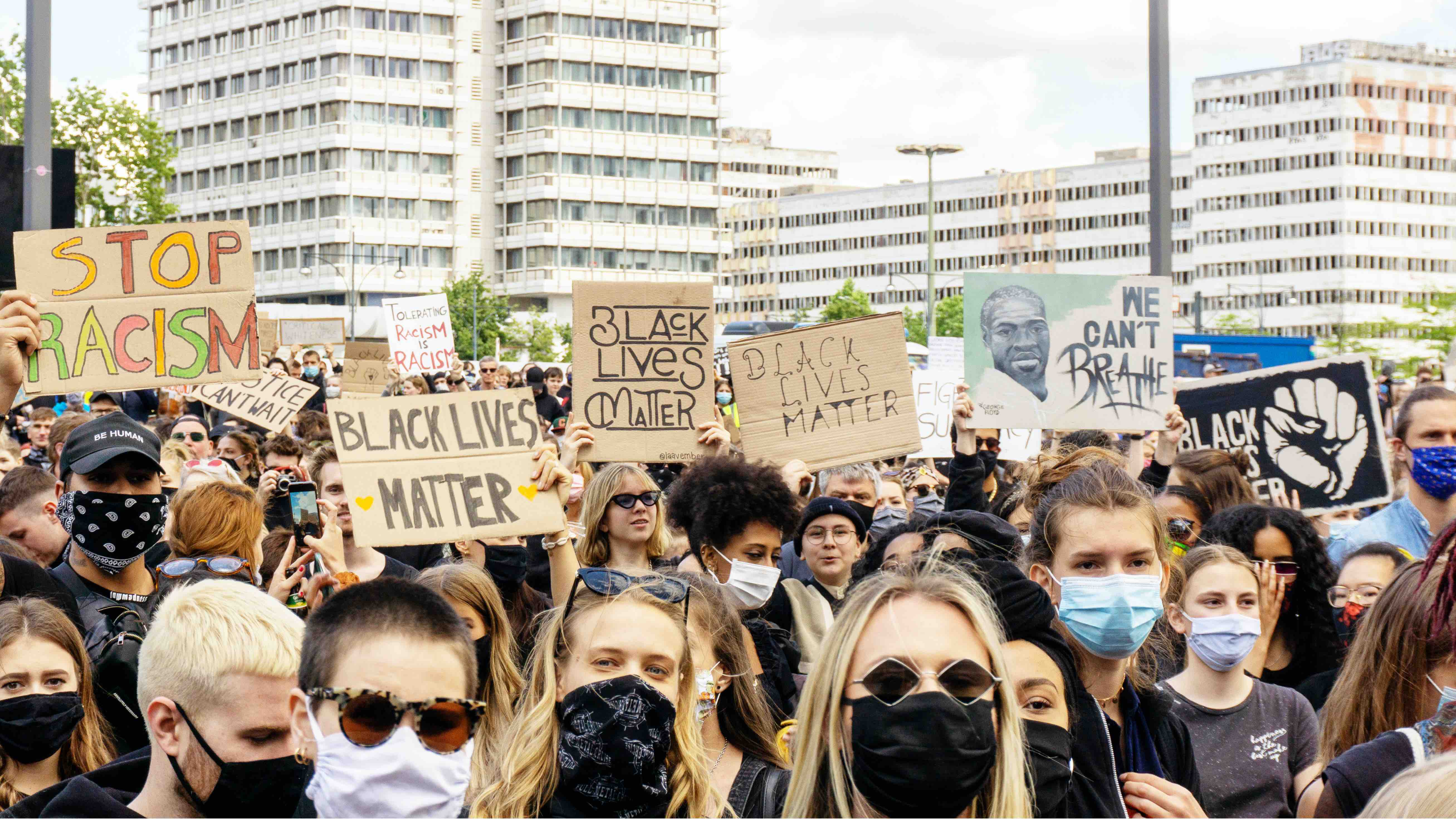 Hernan J. Martin - 02