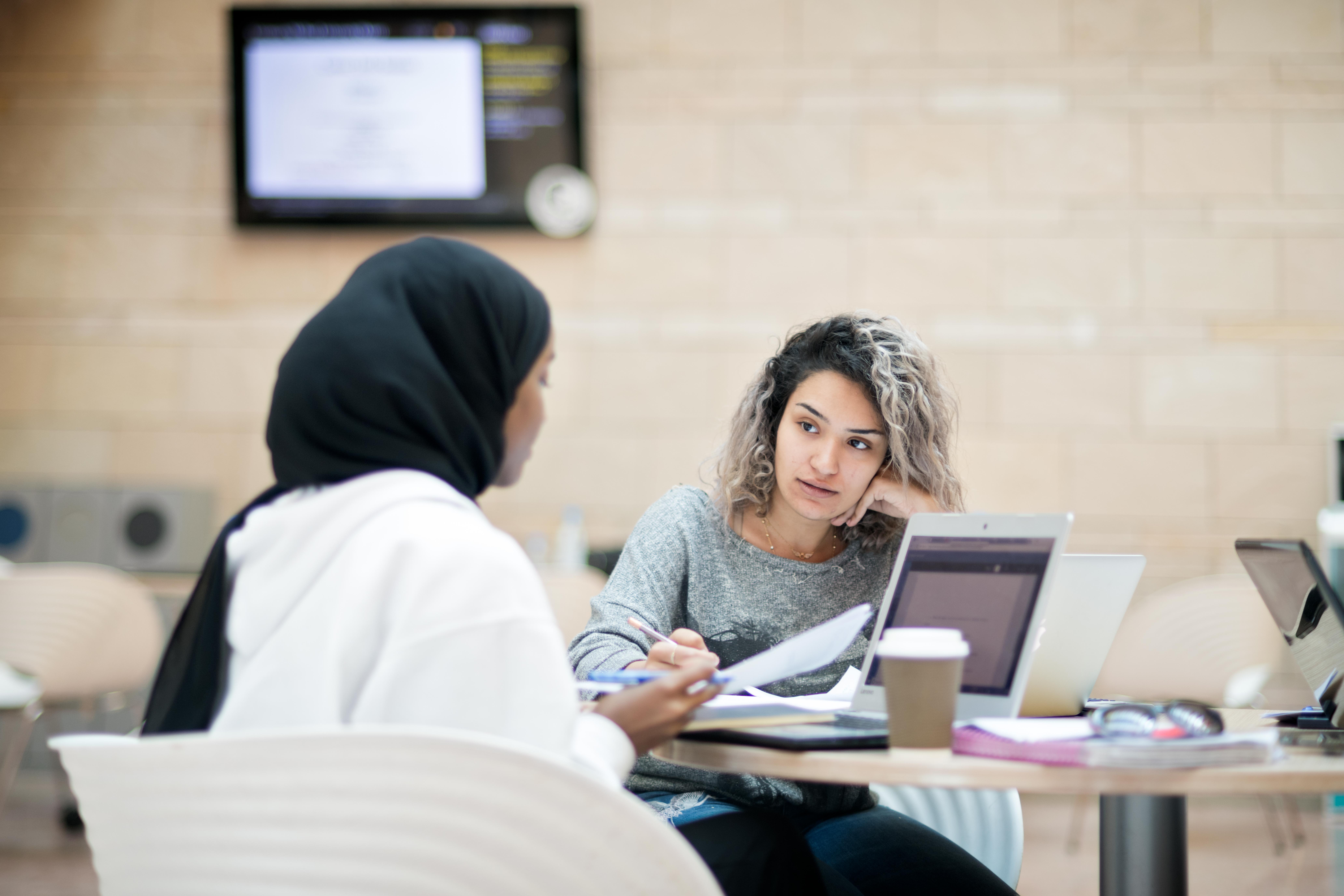 EDU009 - Our multidisciplinary approach photo 2