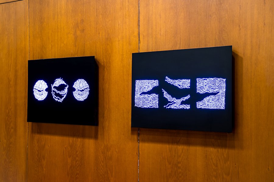 Untitled 20 (Lightbox) 03