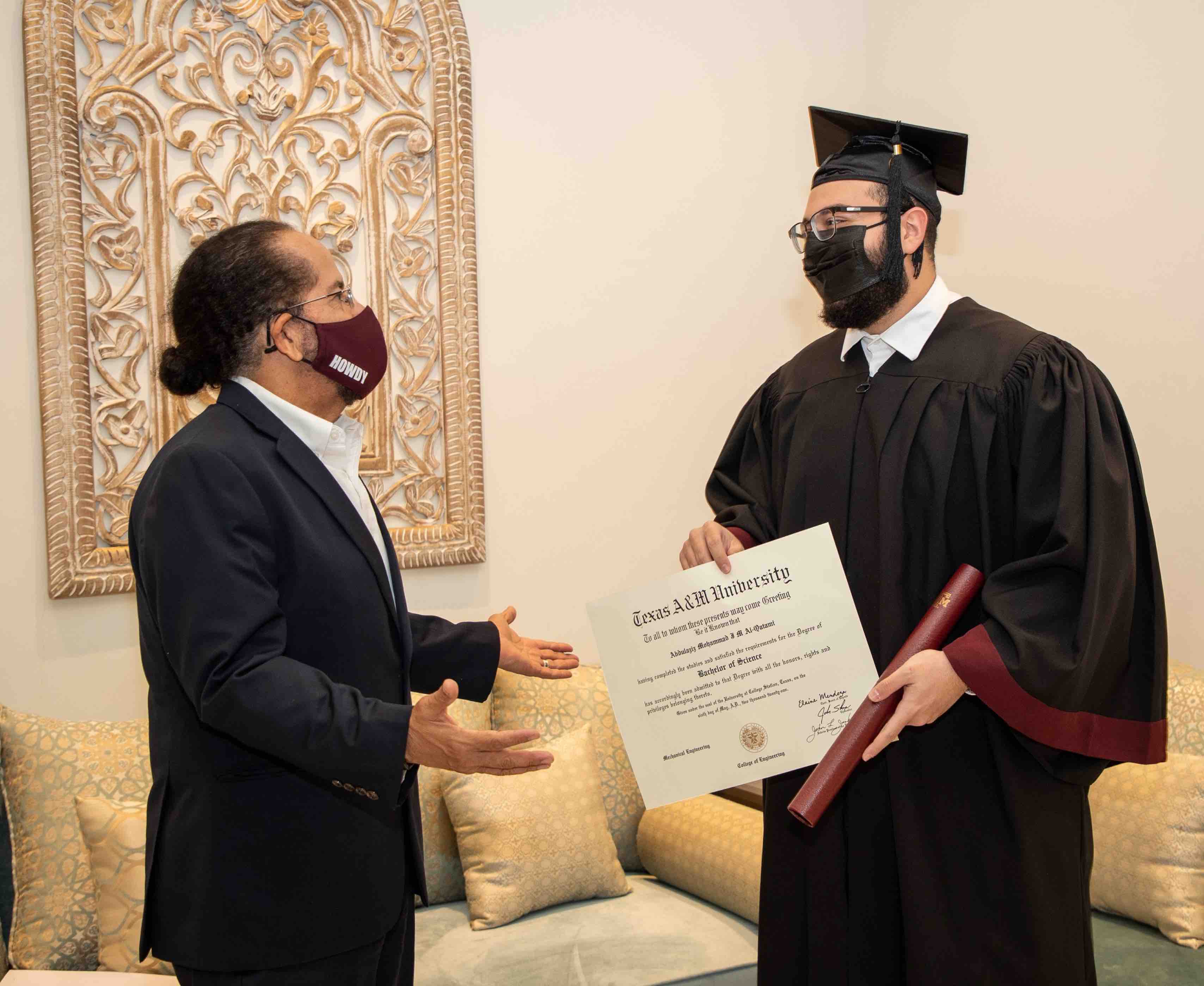 Dean of QF partner university presents degrees to 107 engineers – at their homes - QF - 01
