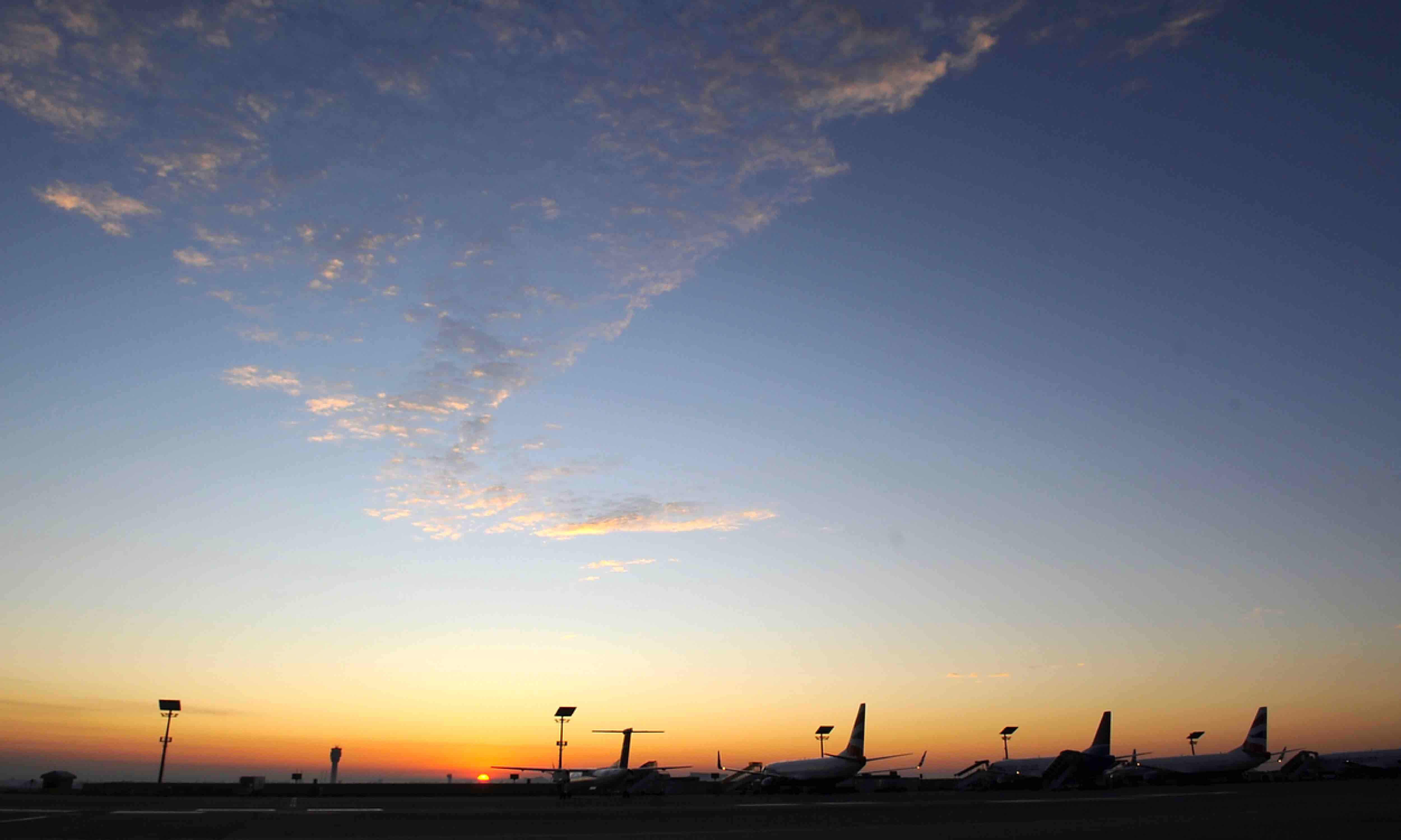 Caption 2 - 2020-04-09T000000Z 1748675508 MT1LTANA000313QNW RTRMADP 3 LATIN-AMERICA-NEWS-AGENCY - 02