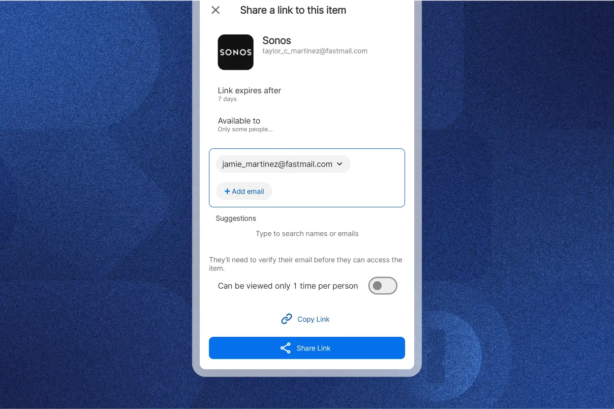 L'app 1Password che mostra la finestra di dialogo "Condividi un link a questo elemento". La finestra di dialogo mostra un indirizzo e-mail e le opzioni per impostare la scadenza del link su 7 giorni e per renderlo disponibile a "Solo alcune persone". È presente una casella di controllo con il testo "Può essere visualizzato solo una volta per persona" e i pulsanti "Condividi link" e "Copia link".