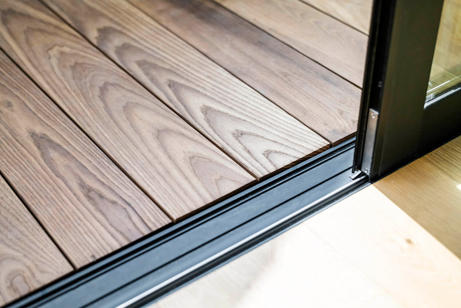 Arbor Wood ModernVeniceHomes Ash Decking