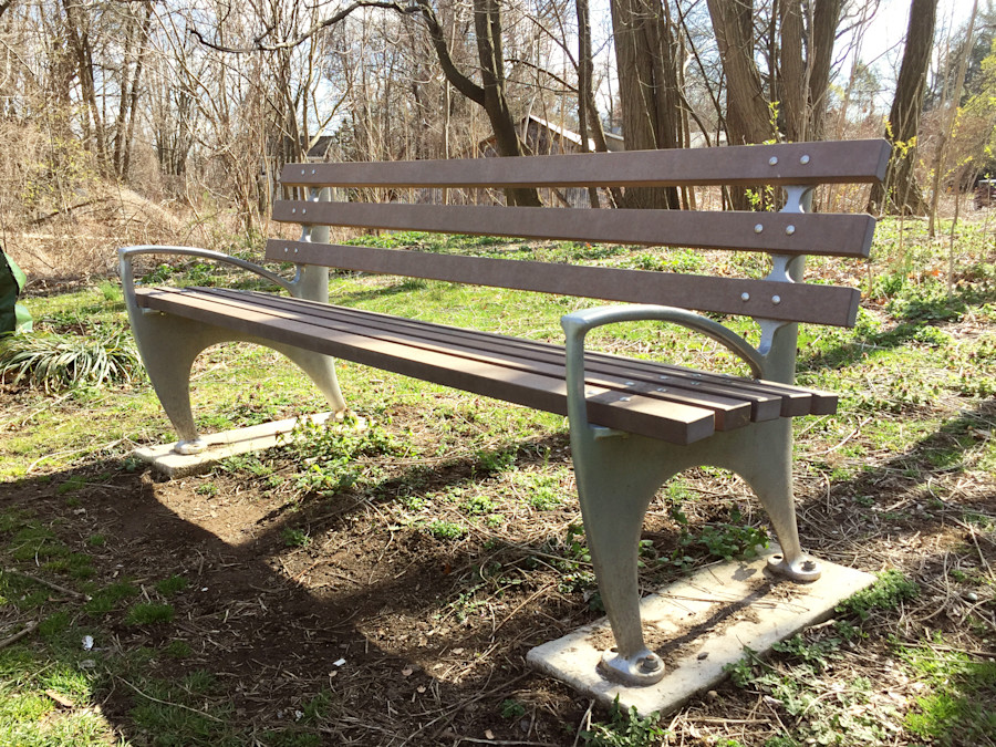 Richlite R50 NYC Park Bench