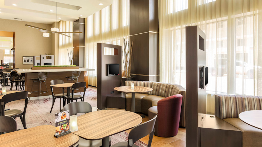 Marriot Bistro Tables 1
