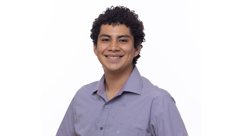 This image shows Carlos, an international student from El Salvador at Cleveland State University and intern at the Cleveland Clinic.