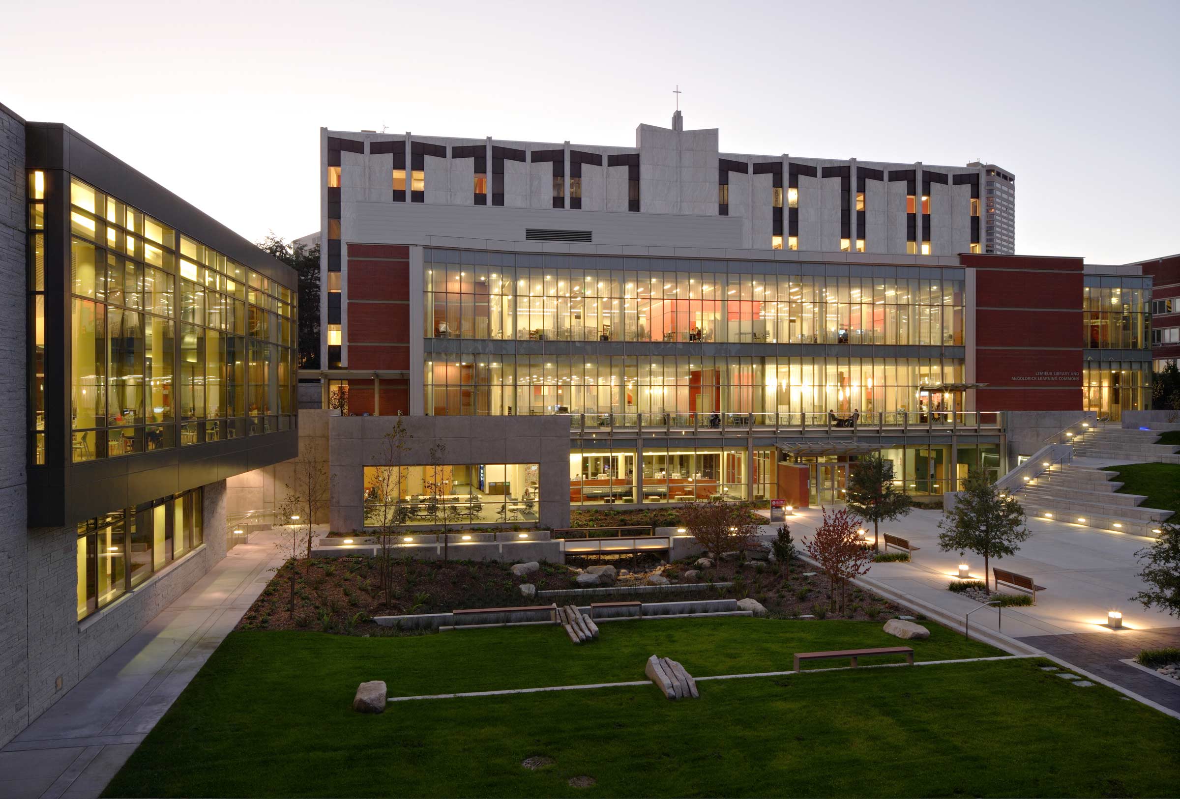 Seattle University: Courses, Cost, Rankings, and More