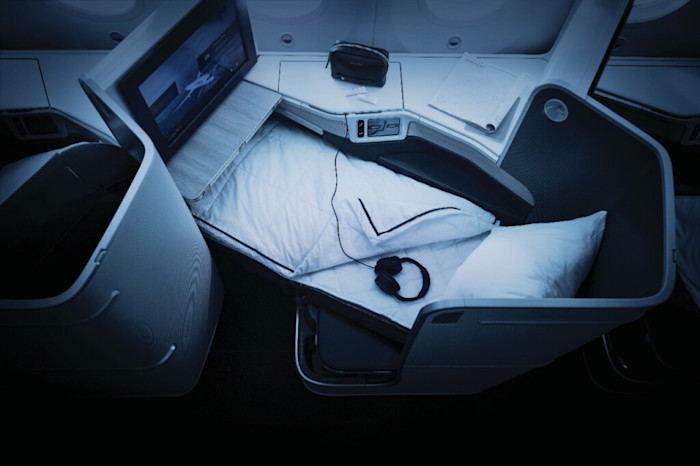 Seasonal non-stop service between Edinburgh and Toronto