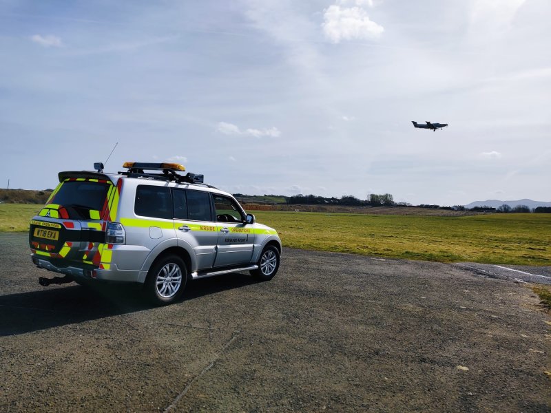 Airside vehicle