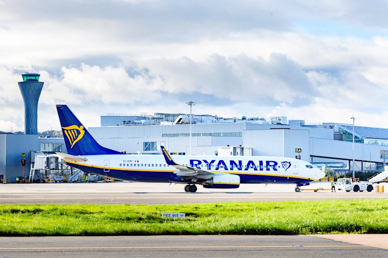 Extra Rugby World Cup flights from Edinburgh are scrum-thing for fans to shout about