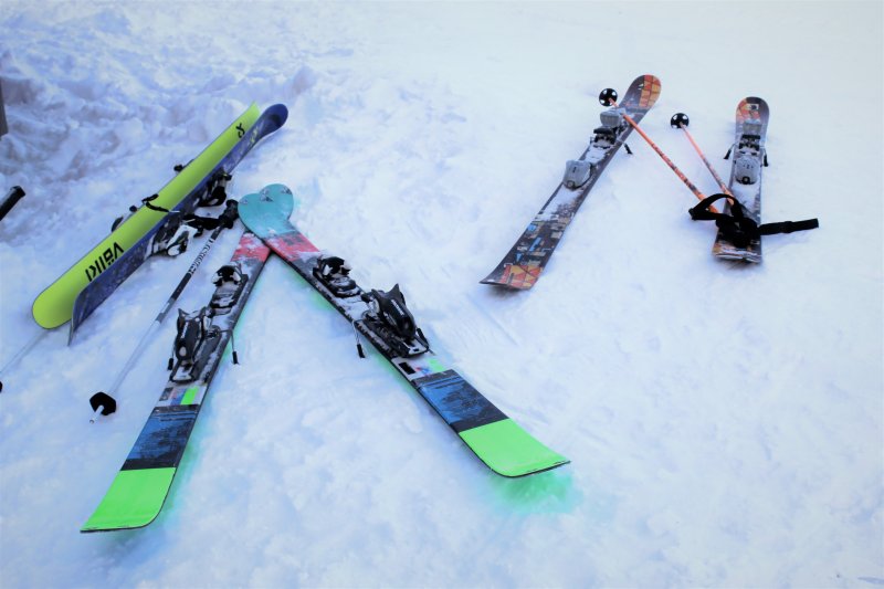 Sloping off for a winter break? Here's what you need to know if you're travelling with skis.