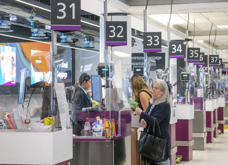 Check out your check-in desk opening times at Edinburgh Airport