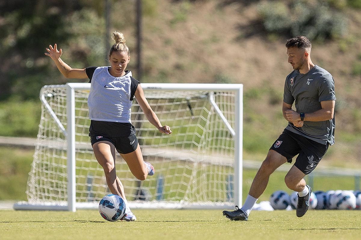 How Olympian and Pro Soccer Player Julie Ertz Is Training for the 2019  Women's World Cup