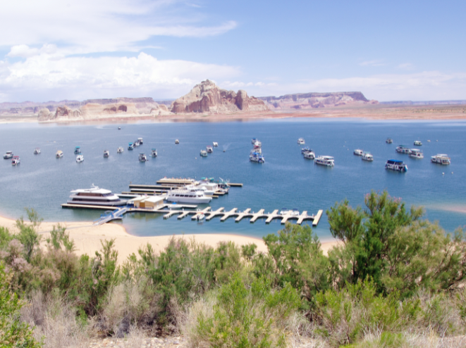 Boating in Lake Powell
