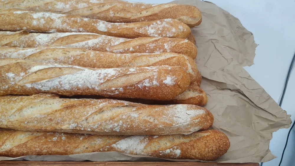 フランス人は本当にバゲットばかり食べている？そのウソ本当を検証！ーTandem言語交換アプリブログ