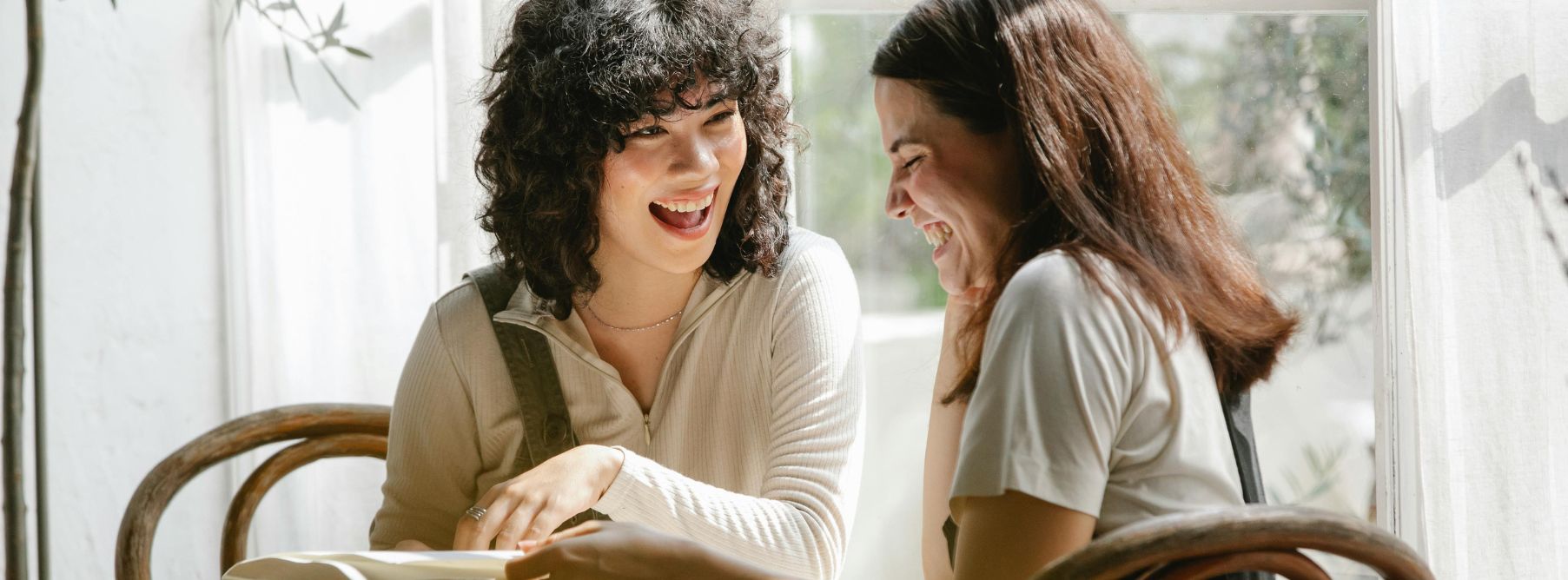 two people having a conversation to enhance language skills