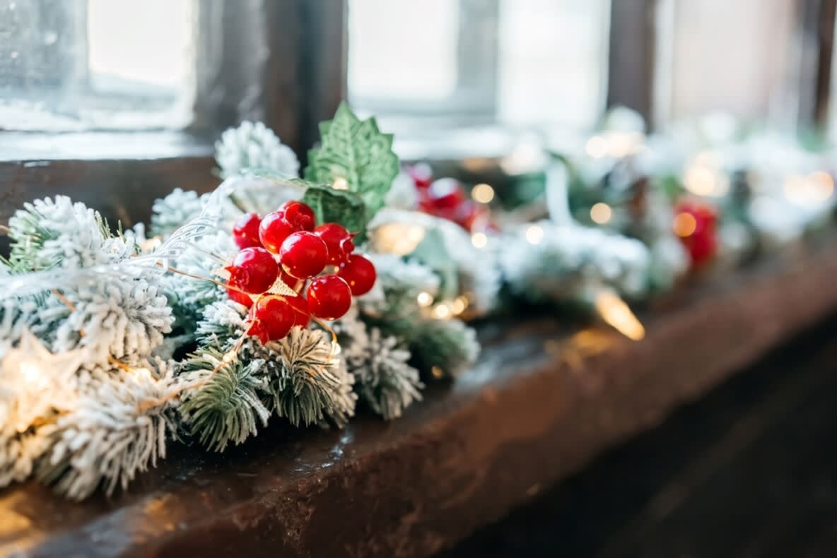 Verschönern Sie mit selbst gemachter Weihnachtsdeko Ihren Außenbereich. 