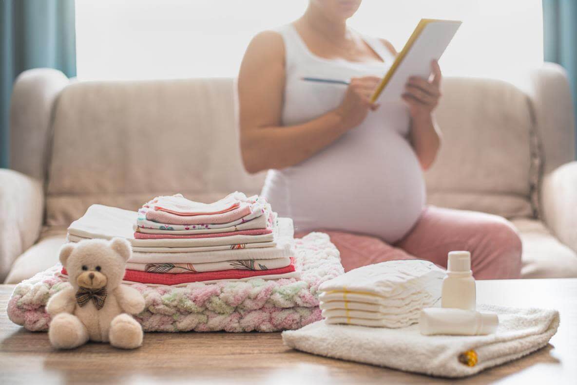 Mit einer Checkliste ausgerüstet, stellen Sie sicher, alles Wichtige für Ihr Baby rechtzeitig zu Hause zu haben.