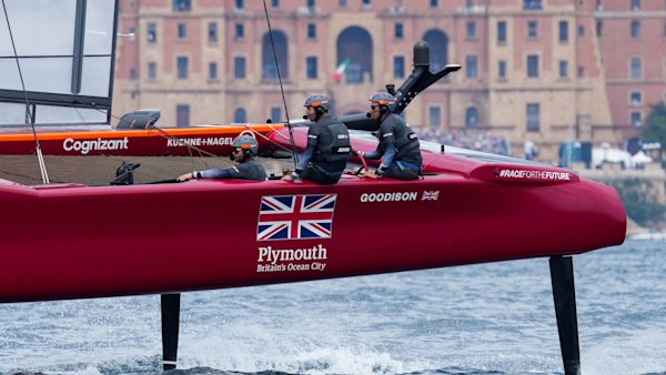 Reduzierte Besatzung hält die F50-Flotte in Italien am Vereiteln