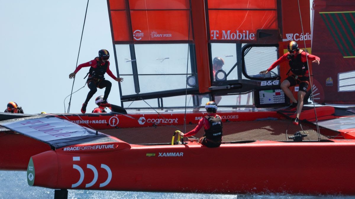 Season 3 // United States Sail Grand Prix Team // Spain on Lake Michigan