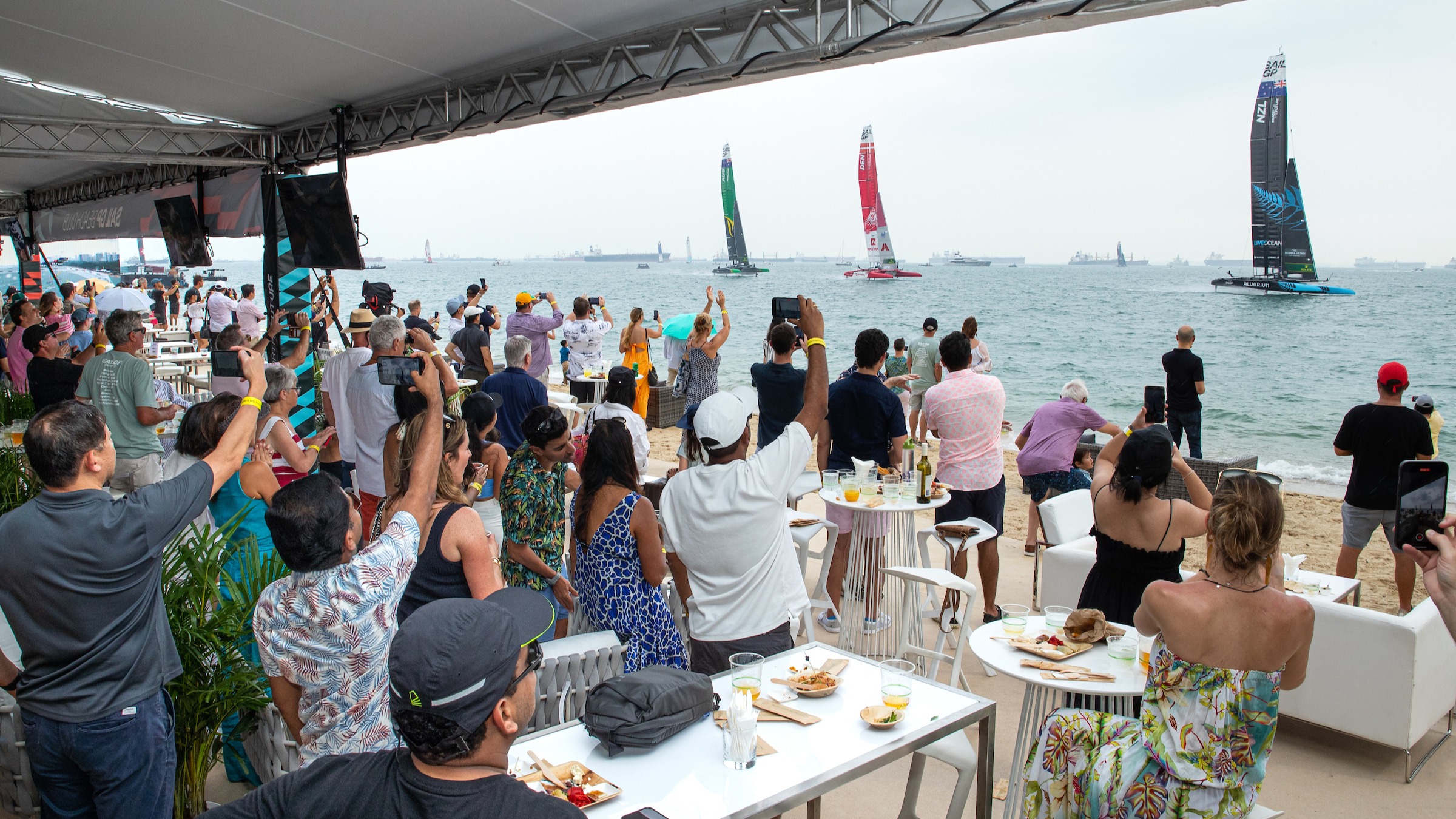 Season 3 // Singapore Sail Grand Prix // Spectators watch the final from the beach club 