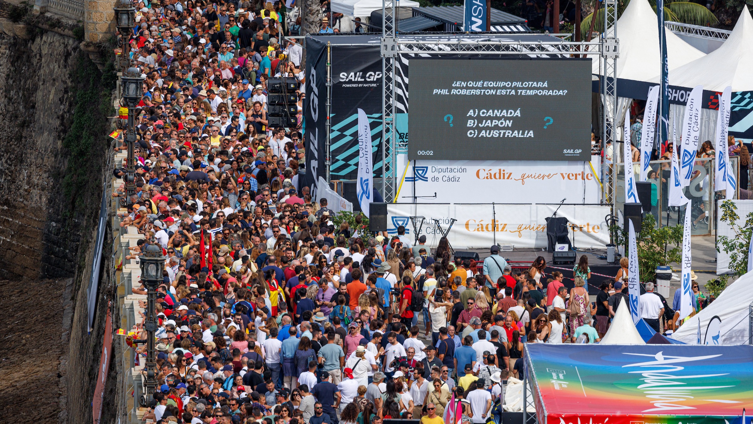 Season 3 // Spain Sail Grand Prix // Crowds along Cadiz