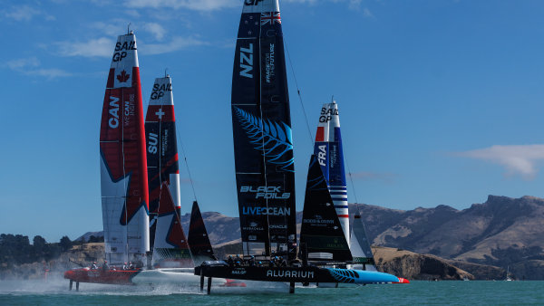 Inside the data: Black Foils’ 100% flight time and ability to overtake key to Christchurch victory