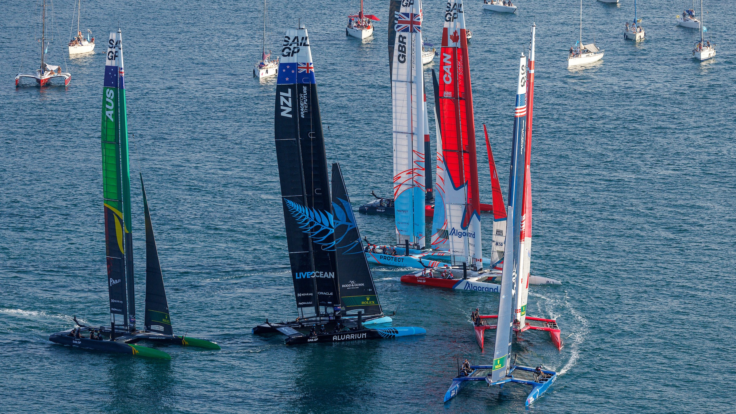 Season 3 // Dubai Sail Grand Prix // New Zealand Canada pre-start penalty 